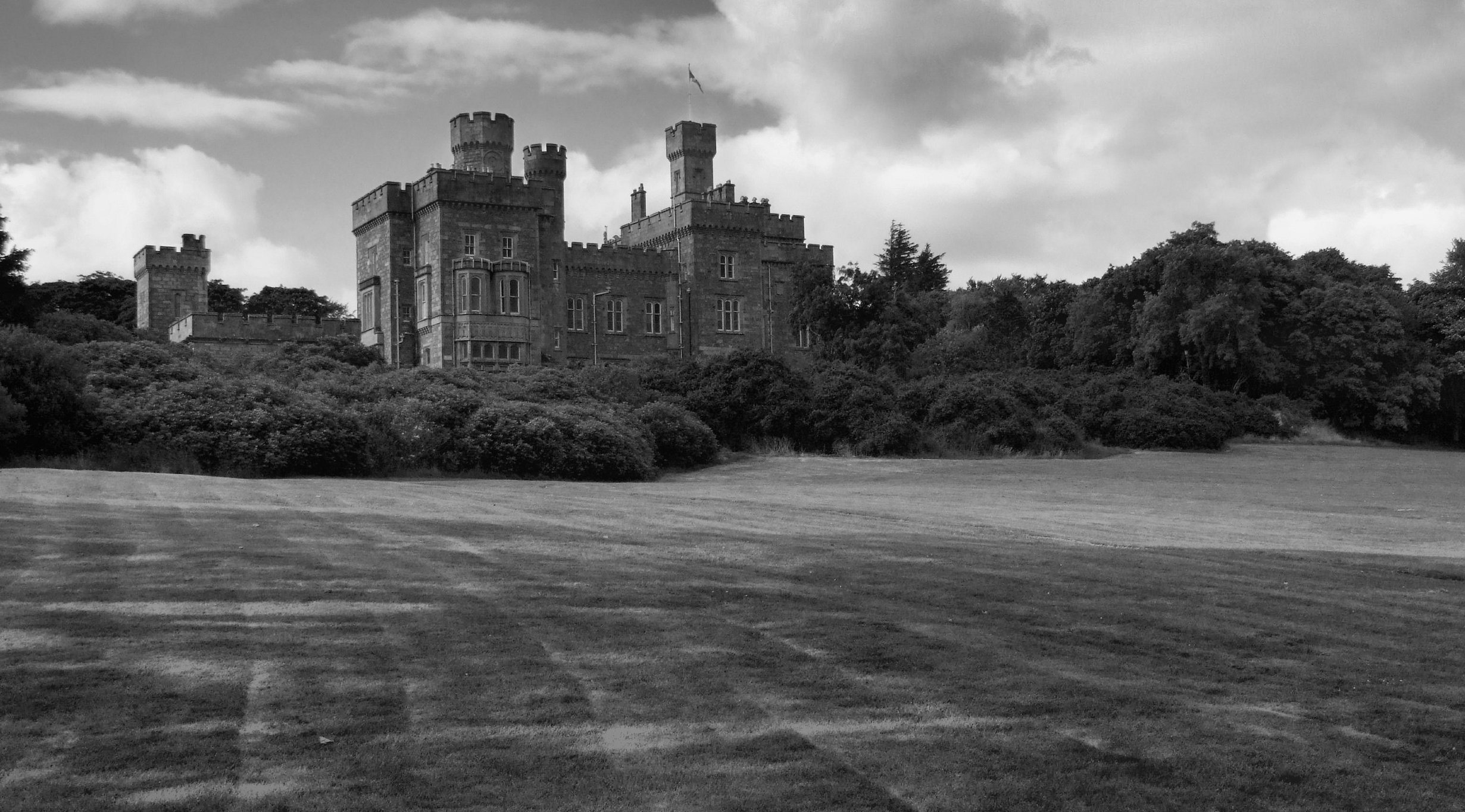 Photograph: Castle Lawn